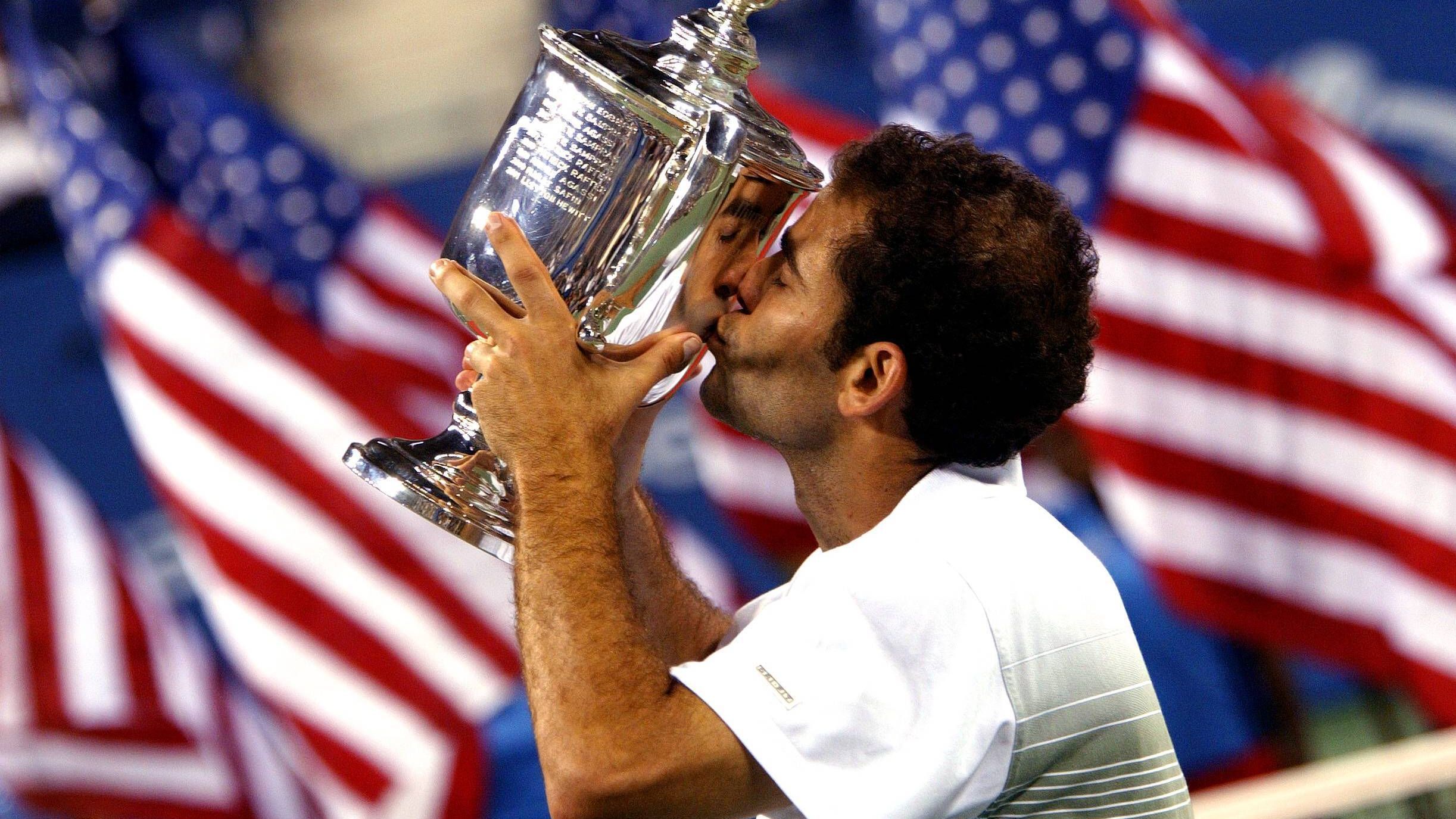 
                <strong>14 Siege: Pete Sampras (USA)</strong><br>
                2 x Melbourne (1994, 1997)7 x Wimbledon (1993 - 1995, 1997 - 2000)5 x New York (1990, 1993, 1995, 1996, 2002)
              