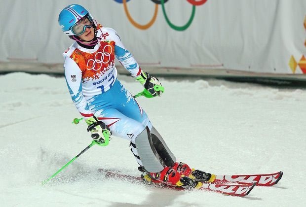 
                <strong>Ski Alpin, Slalom: Bronze - Kathrin Zettel</strong><br>
                Bronze geht ebenfalls nach Österreich: Kathrin Zettel wird Dritte.
              