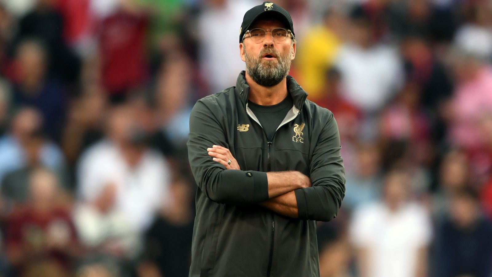 <strong>Jürgen Klopp (FC Liverpool)</strong><br>
                Seit Oktober 2015 ist Jürgen Klopp Trainer des FC Liverpool. Im dritten Anlauf gewann er durch ein 2:0 über Tottenham Hotspur die Champions League 2018/19. In der Saison 2019/20 holte Klopp mit den "Reds" dann endlich den ersten Meistertitel seit 1990, ist seitdem eine Legende. Für den Sommer 2024 hat Klopp bereits seinen Abschied angekündigt.