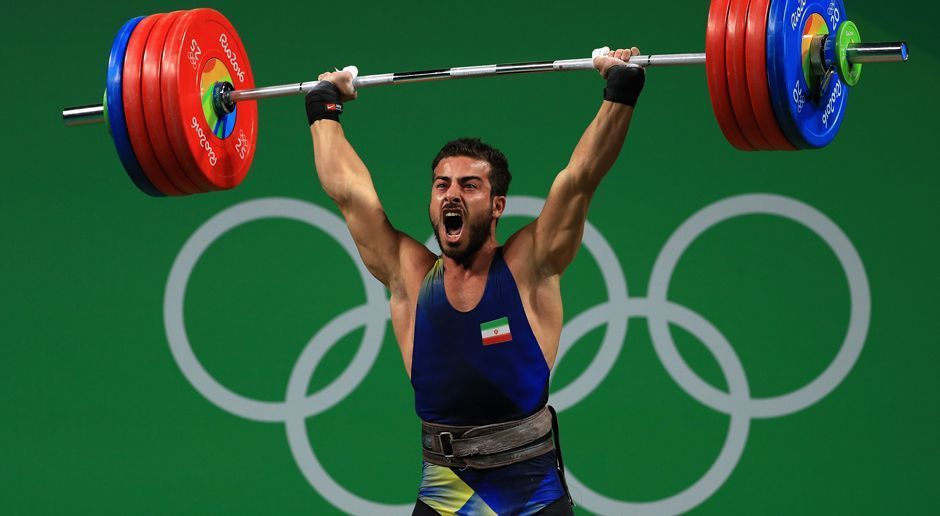 
                <strong>Gewichtheben: Kianoush Rostami verbessert eigenen Weltrekord</strong><br>
                Kianoush Rostami holte in Rio die erste Medaille für den Iran. Der Gewichtheber gewann in der Klasse bis 85 Kilogramm mit 396 Kilogramm. Somit verbesserte der 25-Jährige in Brasilien seinen eigenen Weltrekord um ein Kilogramm.
              
