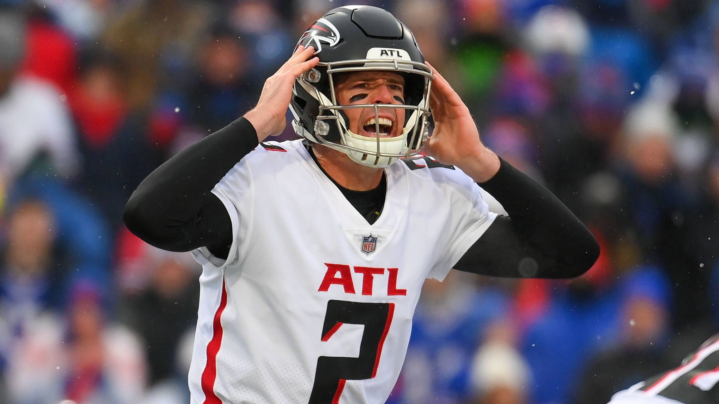 <strong>Matt Ryan (Atlanta Falcons) - 40,53 Millionen US-Dollar</strong><br>Der Vertrag Matt Ryans wurde in den letzten drei Jahren mehrmals umstrukturiert. Dazu gehörte auch eine Umstrukturierung nur zwei Wochen vor seinem Trade zu den Colts, sodass er kaum noch Ähnlichkeit mit dem ursprünglichen Fünfjahresvertrag über 150 Millionen US-Dollar hatte, den er 2018 unterzeichnete. Übrig blieb jede Menge Dead Money.