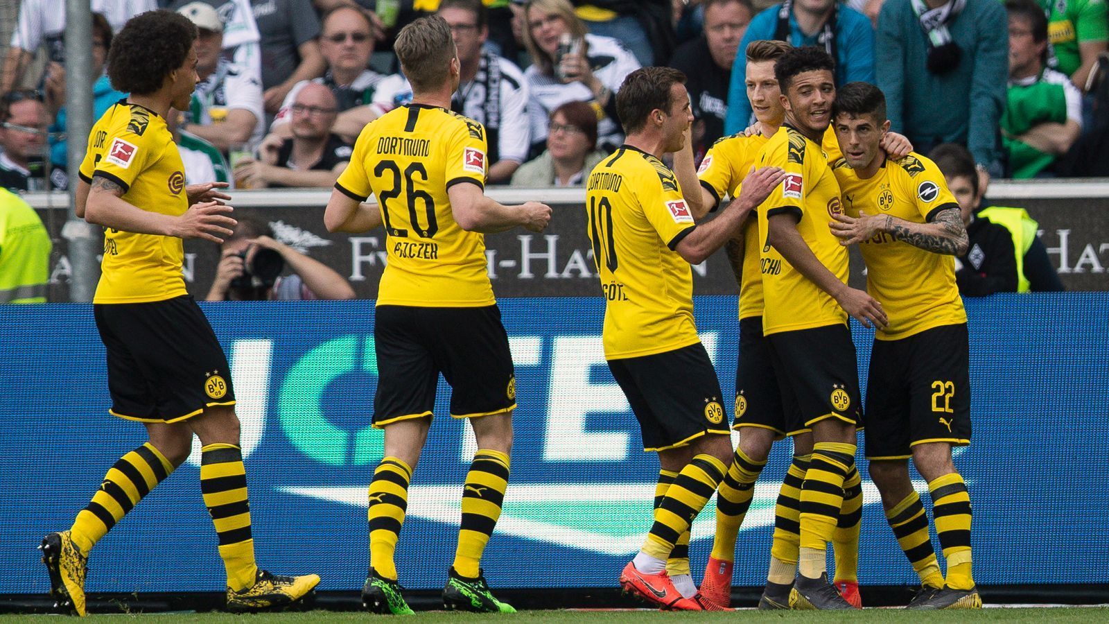 
                <strong>Borussia Dortmund</strong><br>
                Land: DeutschlandQualifiziert als: Vize-Meister in der Bundesliga
              
