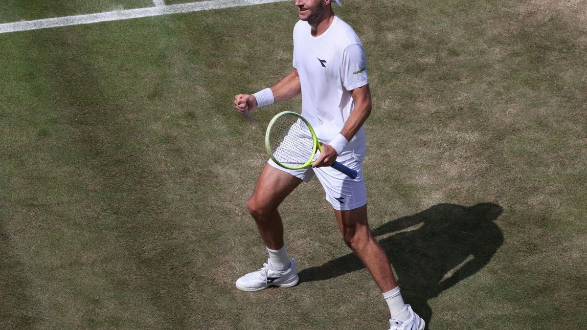 Jan-Lennard Struff feiert seinen Zweitrundenerfolg