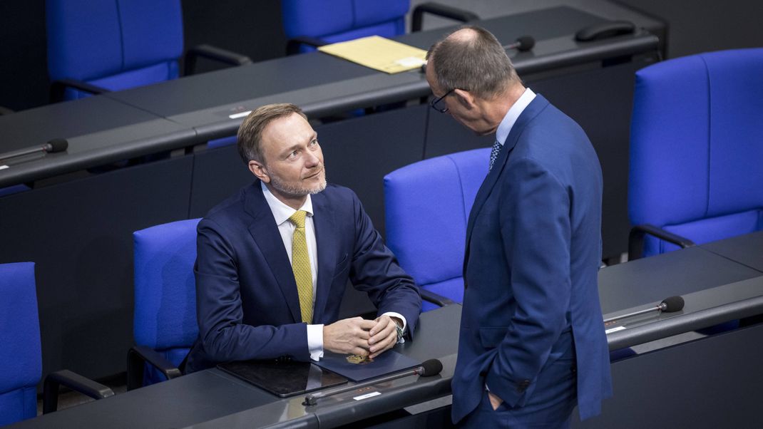 Christian Lindner (links) kritisierte Friedrich Merz Vorstoß.