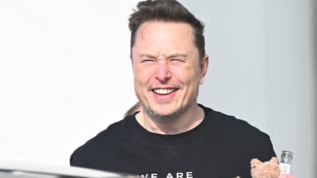 Elon Musk prophezeit, dass Künstliche Intelligenz in rund zwei Jahren schlauer sein wird als der schlaueste Mensch der Welt.