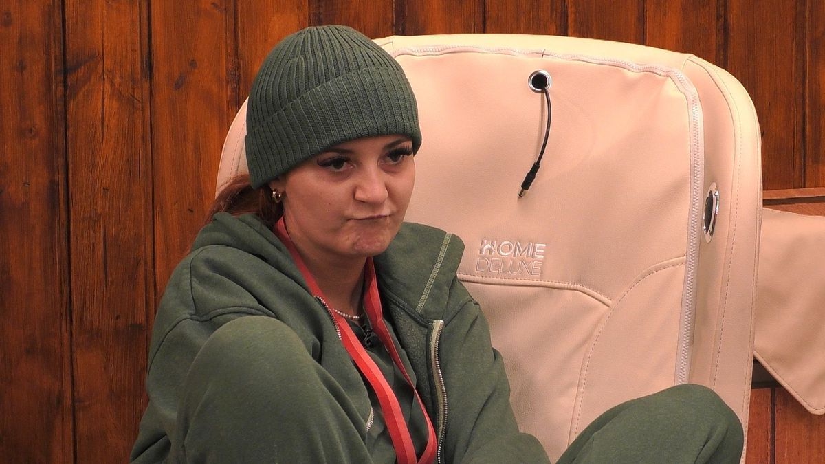 "Promi Big Brother" 2024: Sarah Wagner wohnt aktuell im "Promi Big Brother"-Container. Laut aktueller Zuschauer:Innen-Umfrage ist sie die größte Langweilerin.