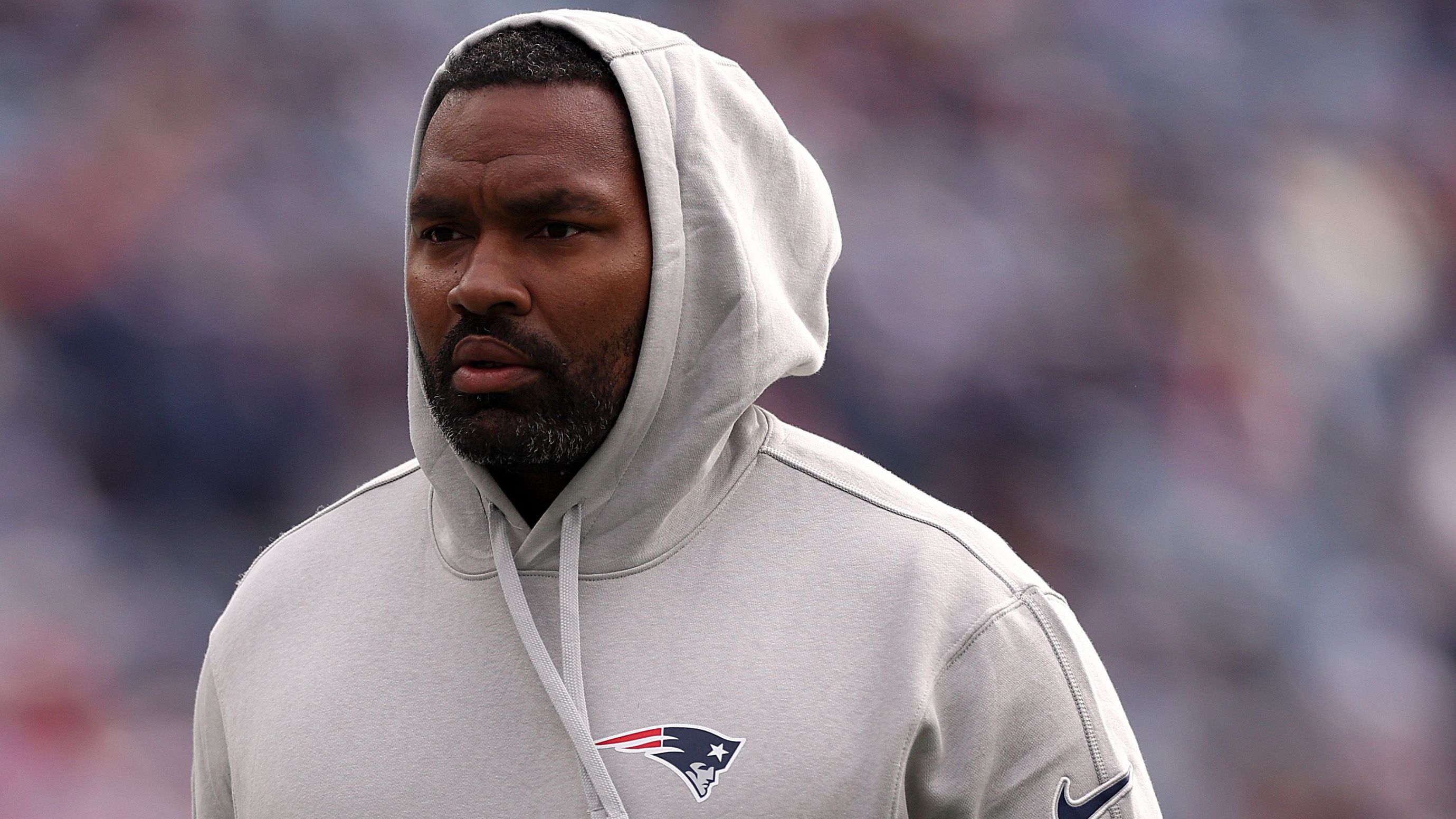 <strong>Jerod Mayo (Inside Linebacker Coach, New England Patriots)</strong><br>Höchstens Außenseiter-Chancen hat Ex-Profi Jerod Mayo. Der Super-Bowl-Champion ist seit vier Jahren im Trainerteam der New England Patriots und könnte kommende Saison sogar als Head Coach übernehmen. Es wäre allerdings realistischer, wenn er vorerst in der Patriots-Franchise verbleibt.