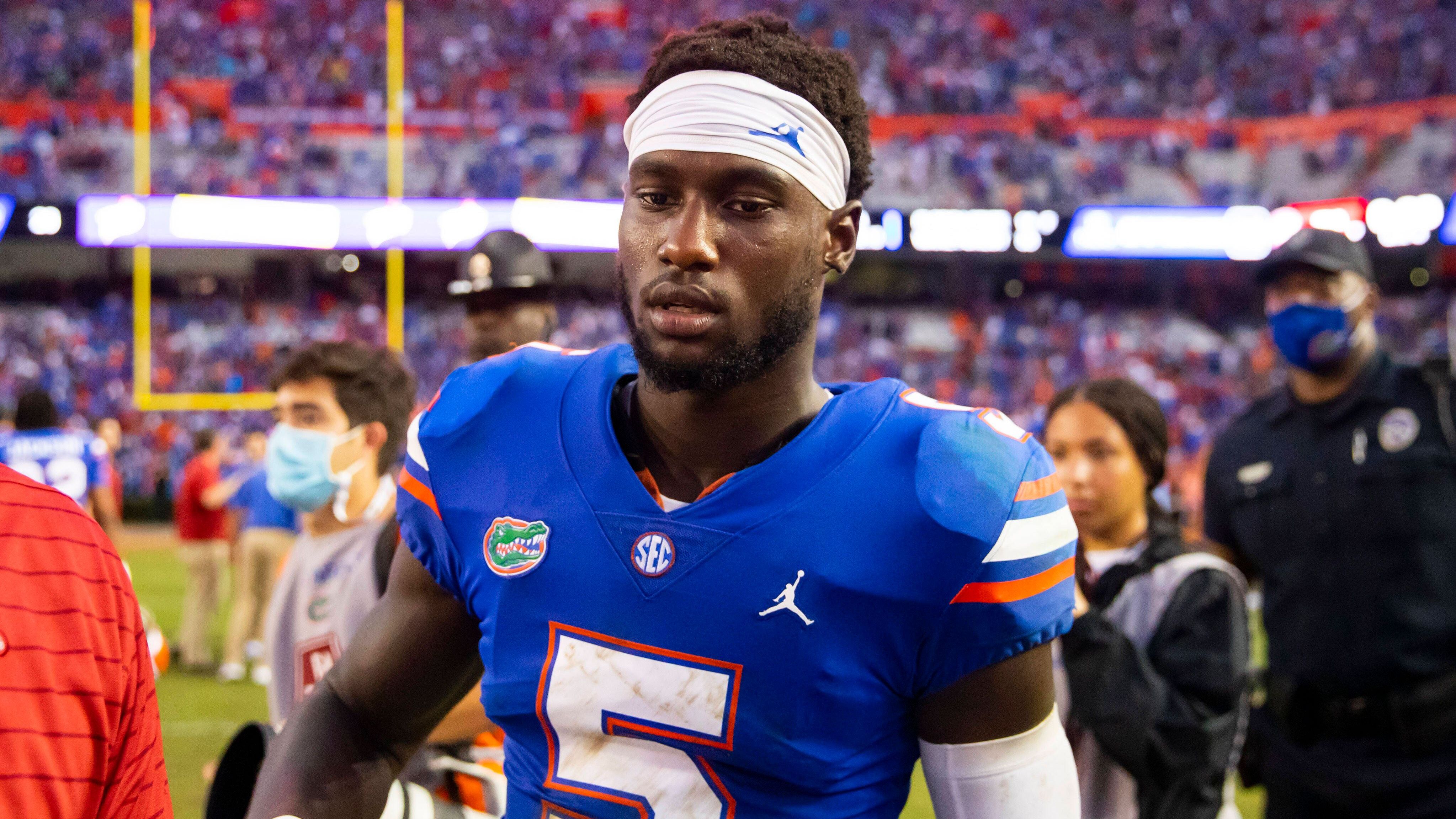 <strong>Kaiir Elam (Buffalo Bills)</strong><br>Anstatt die für einen Cornerback typische Nummer 24 zu behalten, entscheidet sich auch Kaiir Elam seine alte Nummer 5 aus College-Tagen wieder rauszukramen. Bei den Florida Gators war er einer der besten Defensive Backs im ganzen Land.