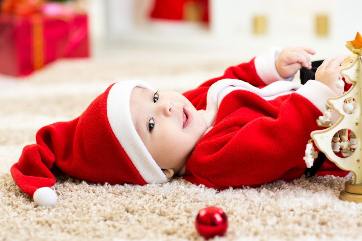 Weihnachtsurlaub_2015_11_03_Weihnachten mit Baby_Schmuckbild_fotolia_Oksana Kuzmina