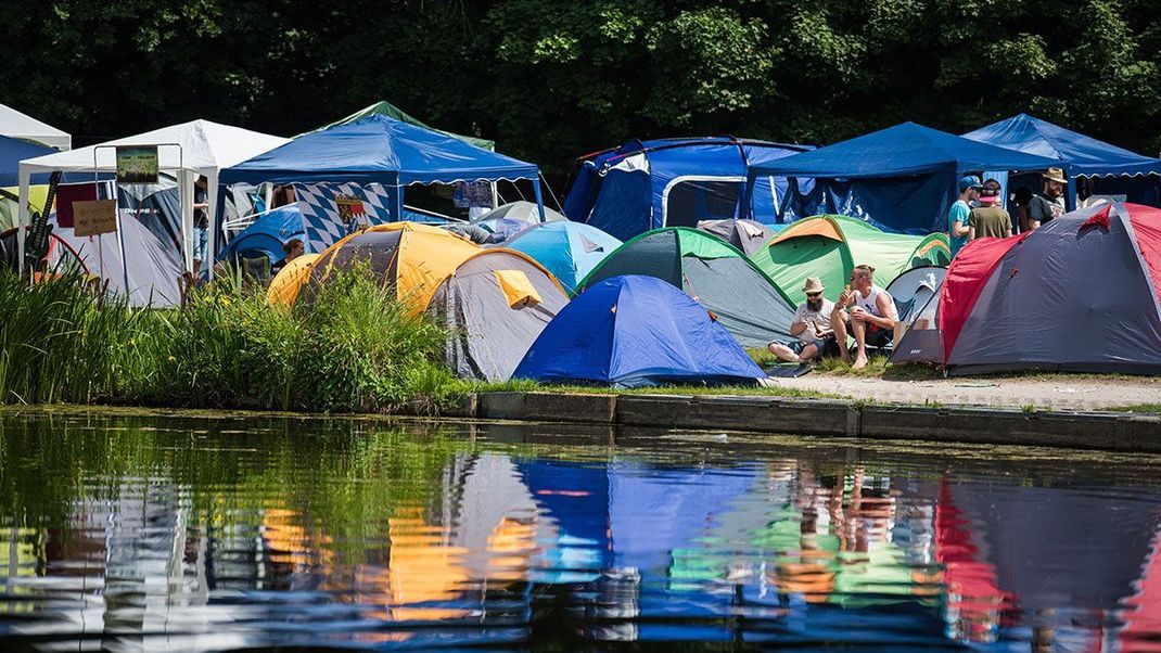 Komfortables VIP-Camping gewünscht? Kein Problem! Hier lest ihr, welche Camp-Kategorien es auf dem Rock im Park Festival 2024 gibt.