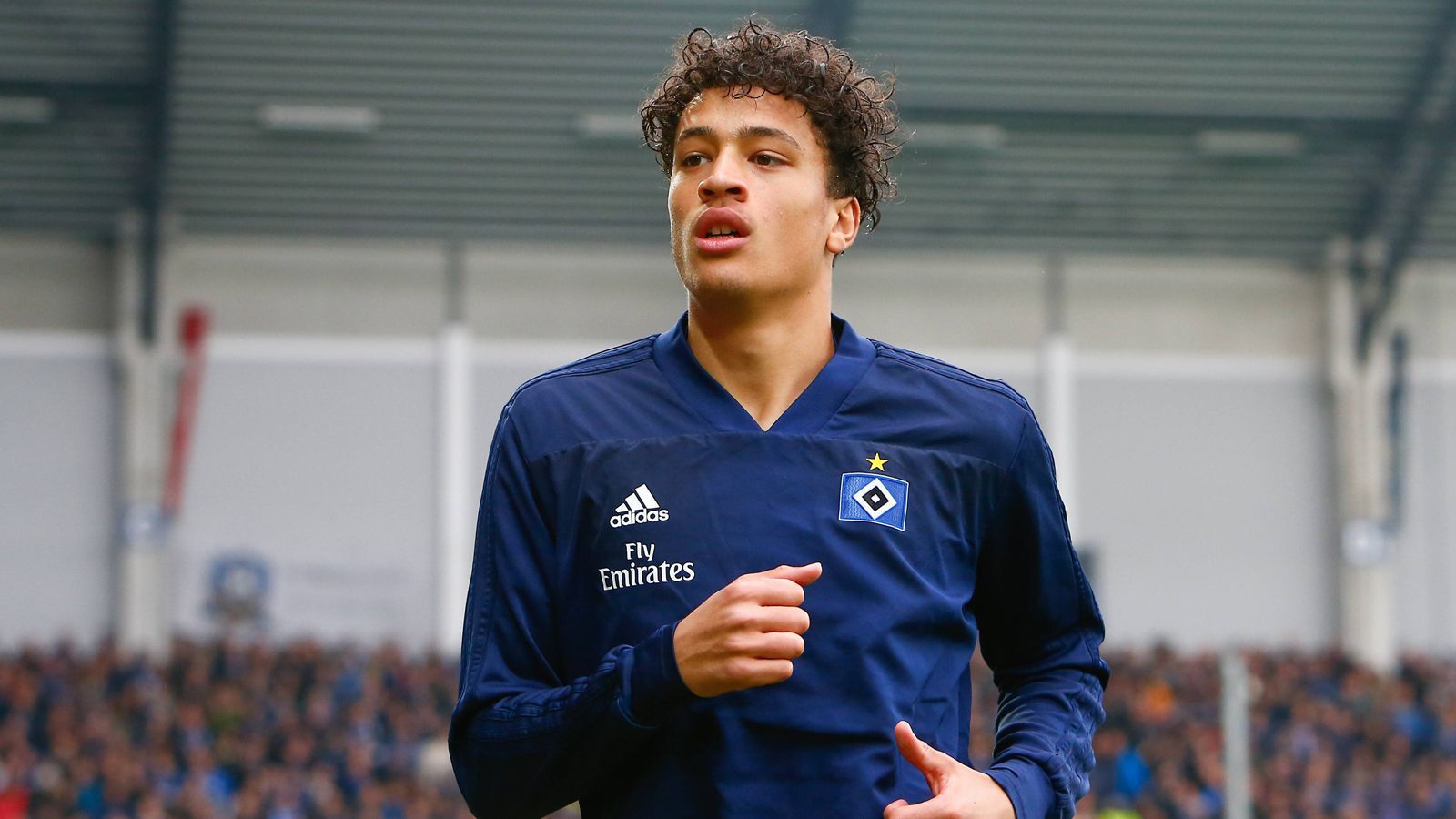 
                <strong>Jonas David (Defensives Mittelfeld, Hamburger SV)</strong><br>
                Alter: 19Spiele in der U20: -Spiele für 1. Mannschaft des Vereins: 2
              