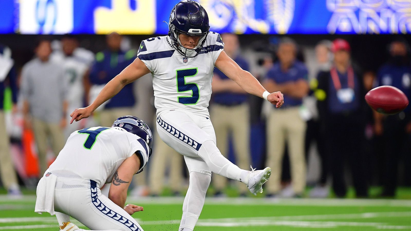 
                <strong>Jason Myers</strong><br>
                Position: KickerTeam: Seattle Seahawks
              