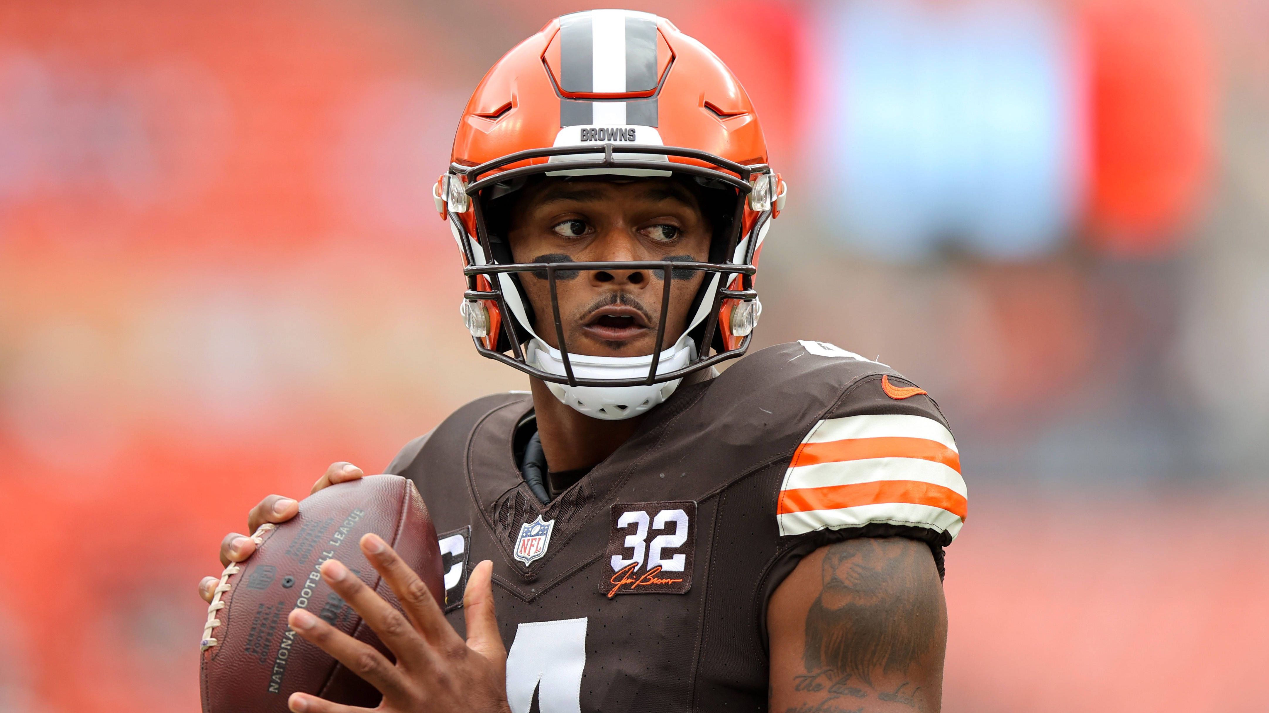 <strong>Platz 12: Deshaun Watson - 45 Millionen</strong><br>Vertragsvolumen: 230 Millionen<br>Vertragslaufzeit: 5 Jahre<br>Jahr der Unterschrift: 2022<br>Position: Quarterback<br>Team: Cleveland Browns