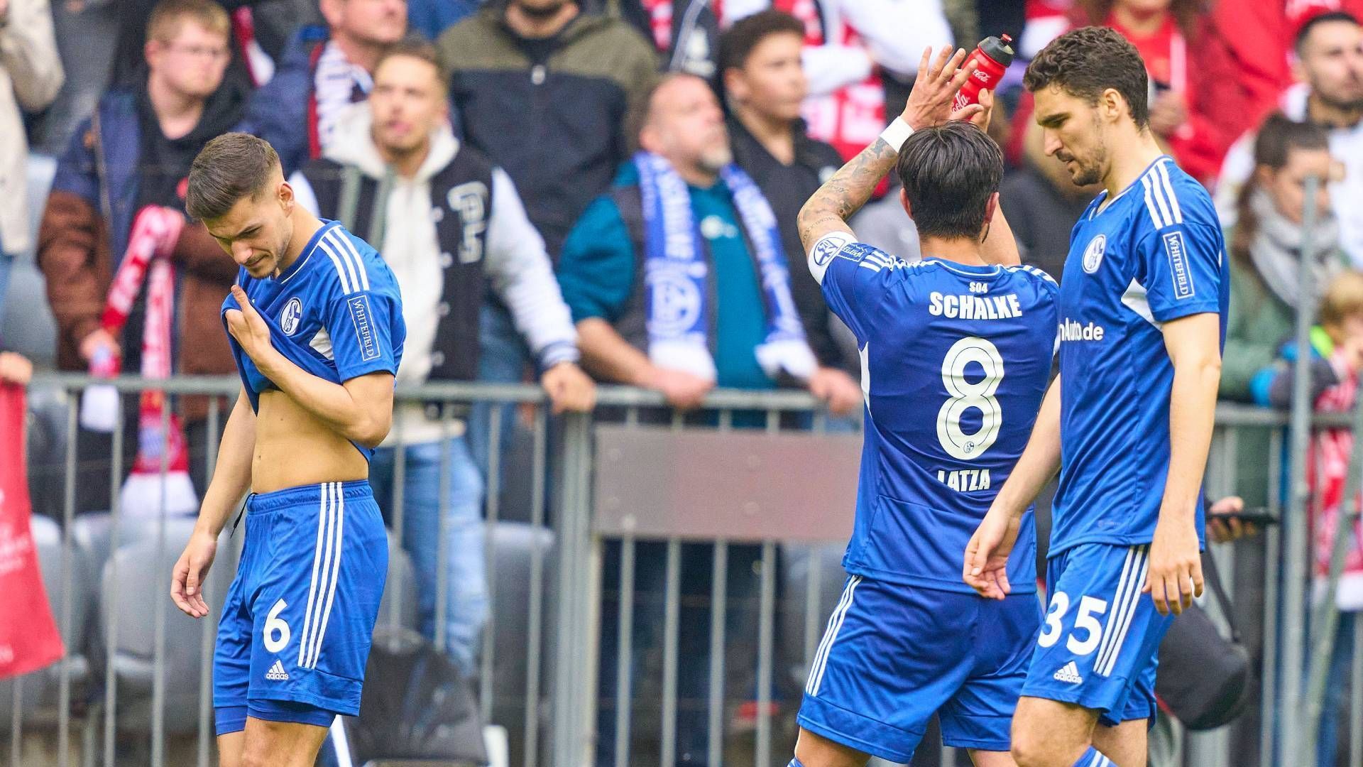 
                <strong>Schalke will die Eintracht schlagen</strong><br>
                Die Schalker wiederum setzen vor ihren gigantischen Fans auf die Heimstärke und wollen die Frankfurter Eintracht besiegen. Nach dem 0:6 in München vor einer Woche ist auch für die Königsblauen ein Sieg enorm wichtig.
              