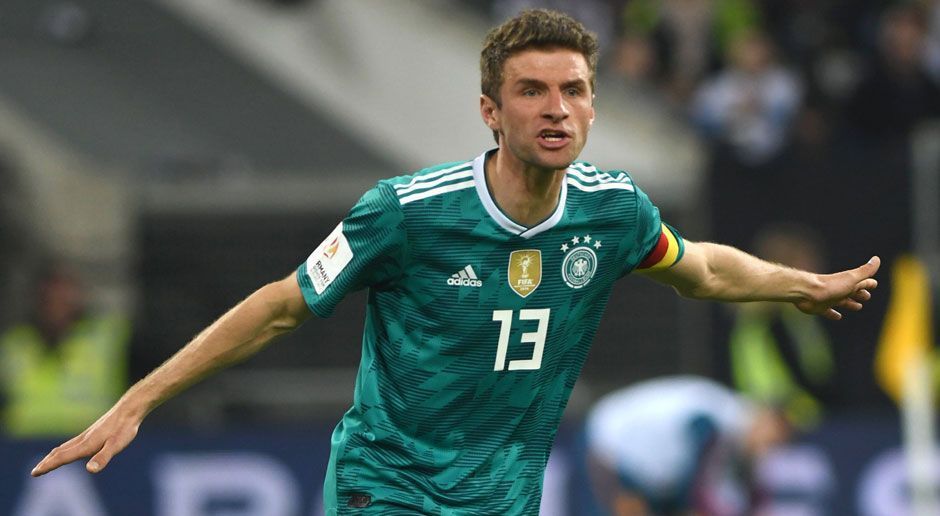 
                <strong>Thomas Müller (FC Bayern München)</strong><br>
                WM-Zeit ist Müller-Zeit. 
              