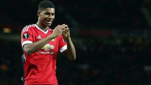 
                <strong>Marcus Rashford</strong><br>
                Rashford wuchs schon als Kind als großer United-Fan auf, wäre aber beinahe in der Akademie des Rivalen Manchester City gelandet. Im Alter von neun Jahren überzeugte ihn allerdings laut "Daily Mail" der damalige United-Co-Trainer Rene Meulensteen persönlich davon, bei den "Red Devils" zu trainieren. 
              