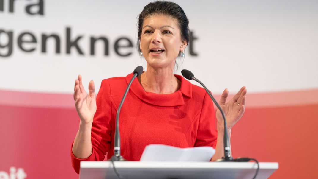 Wagenknecht teilt bei erstem Aschermittwoch ihrer neuen Partei aus