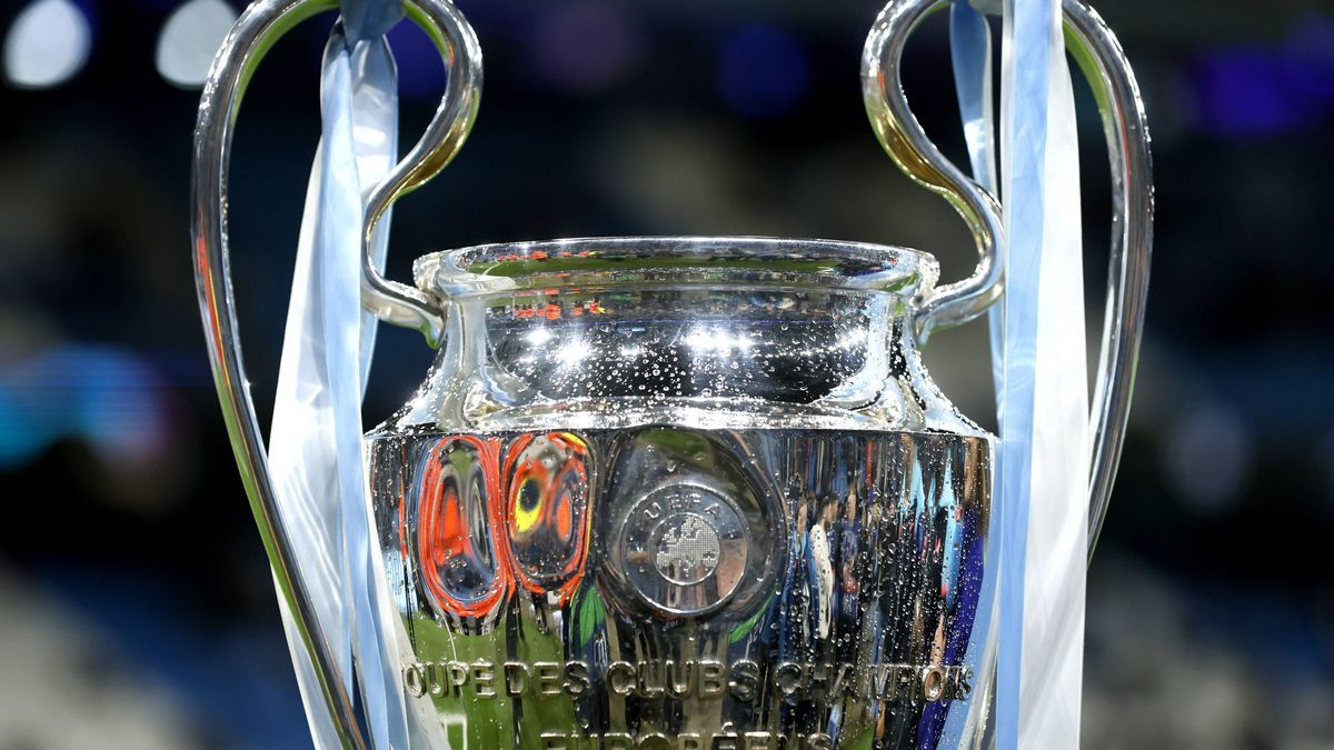 Manchester City v BSC Young Boys - UEFA Champions League - Group G - Etihad Stadium A general view of the UEFA Champions League trophy on display ahead of the UEFA Champions League Group G match at...