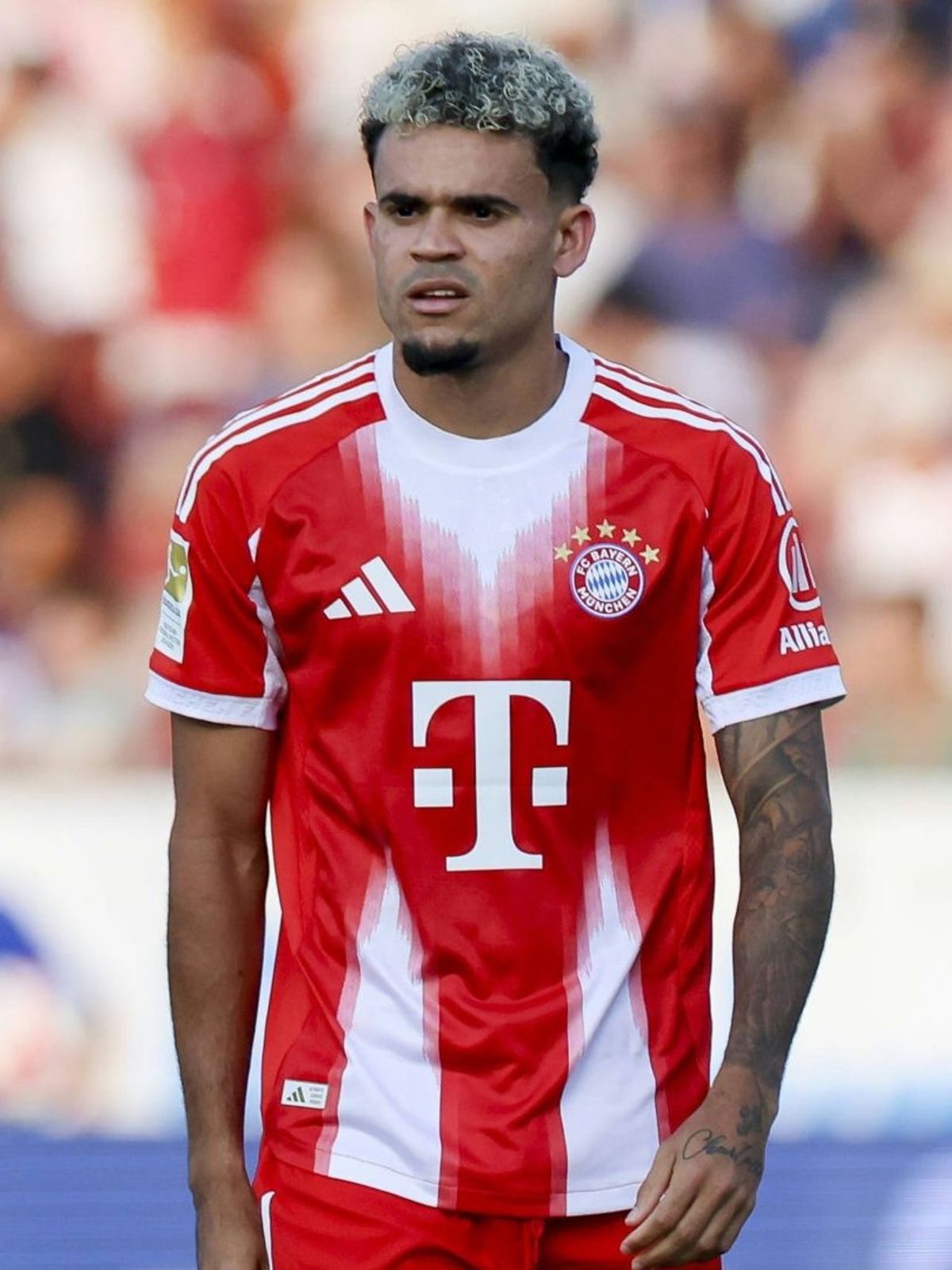 Star-Einkauf Luis Díaz im neuen Heimtrikot