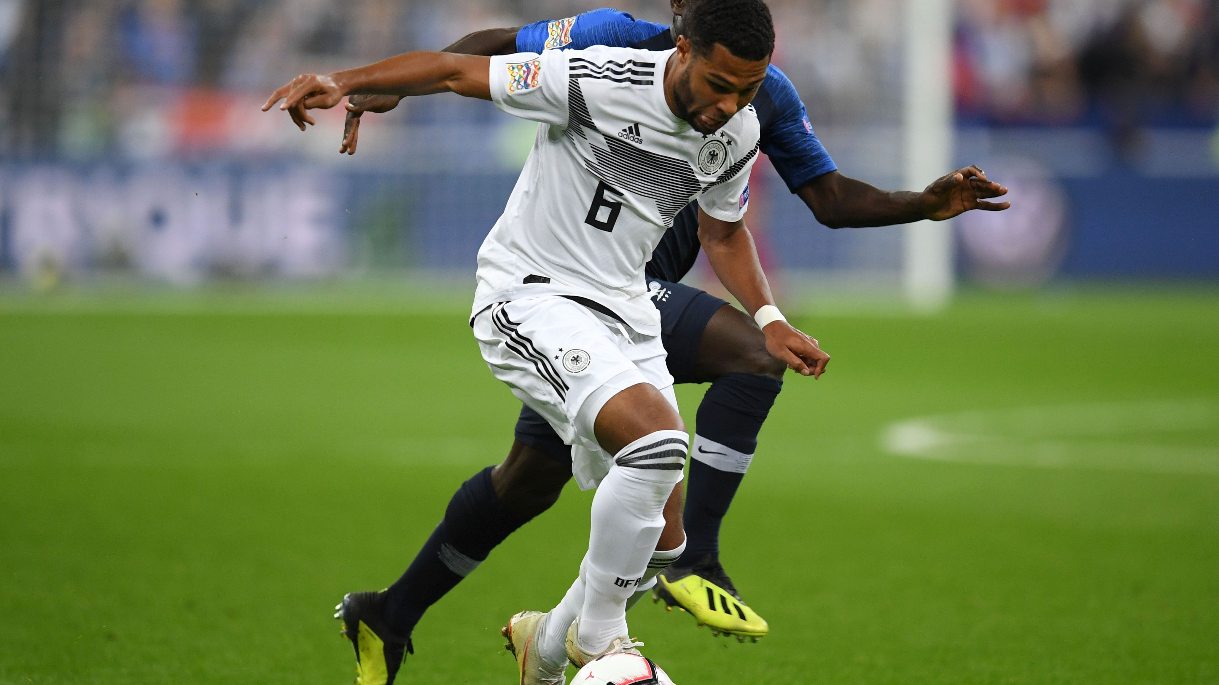 
                <strong>Serge Gnabry</strong><br>
                Verein: FC Bayern München
              