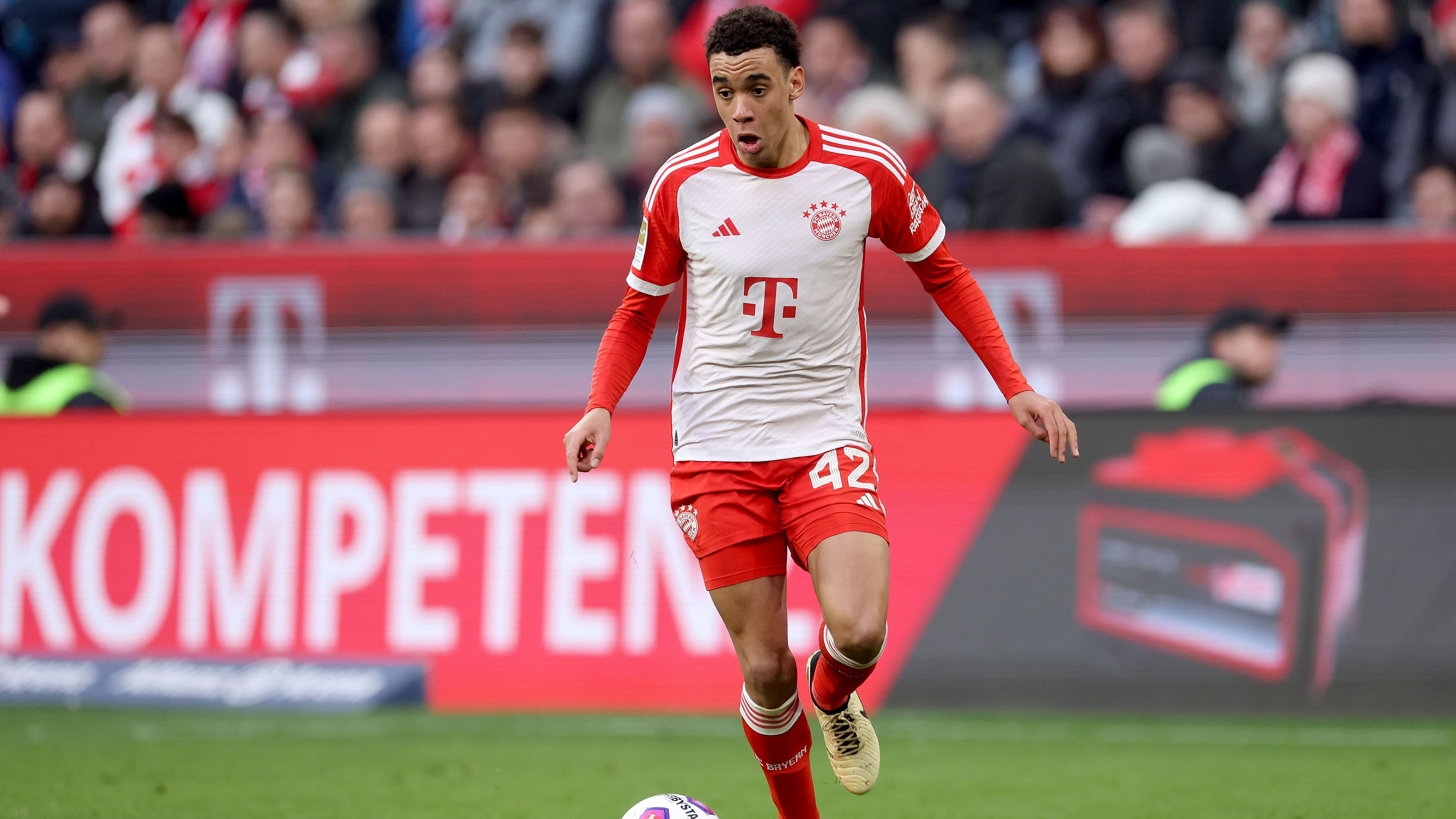 <strong>Platz 5: Jamal Musiala (FC Bayern München)</strong><br><strong>Alter beim 100. Bundesliga-Spiel:</strong> 20 Jahre, neun Monate, 24 Tage<br><strong>Saison:</strong> 2023/24