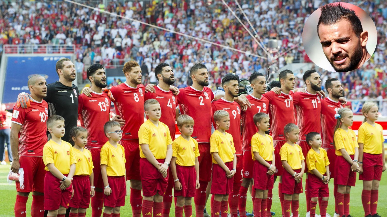
                <strong>Verletzungspech: Tunesien fliegt vierten Keeper ein</strong><br>
                Mit dem Spiel gegen Panama verabschiedet sich Tunesien am Donnerstag von dieser WM - das ist nach den beiden Niederlagen gegen England und Belgien sicher. Vor der Partie holen sich die Afrikaner aber noch einmal Verstärkung - in Person von Moez Ben Cherifia (kl. Foto). Der 27-Jährige wird als vierter Keeper eingeflogen. Denn Tunesiens Torhüter leben gefährlich in Russland: Mouez Hassan hatte sich schon im Auftaktspiel an der Schulter verletzt, nun fällt auch dessen Vertreter Farouk Ben Mustapha mit einer Knieblessur aus. Damit ist aus dem ursprünglichen Trio nur noch die Nummer drei Balbouli einsatzfähig. Zwischen Ben Cherifia und der Aufnahme in den Kader steht aber noch die FIFA, die eine Sondergenehmigung ausstellen müsste.
              