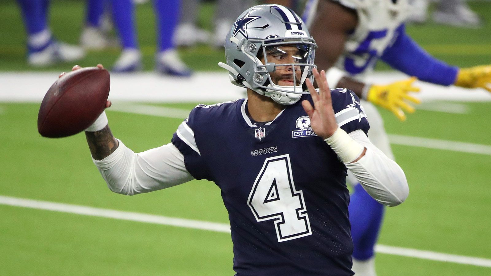 
                <strong>1. Platz: Dak Prescott (Quarterback, Dallas Cowboys)</strong><br>
                &#x2022; Total Cash: 75.000.000 US-Dollar<br>&#x2022; Vertrag bis nach der Saison 2025<br>
              