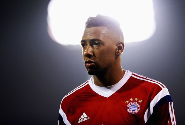 
                <strong>Jerome Boateng</strong><br>
                Hat eine überragende WM gespielt und vor allem im Finale eine sensationelle Leistung gezeigt. Auch bei den Bayern hält er die Defensive souverän zusammen. 
              
