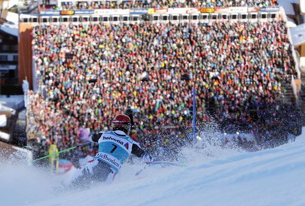 
                <strong>Felix Neureuther vs. Marcel Hirscher - zwei Freunde im Olympia-Duell</strong><br>
                Hirscher hat in dieser Saison noch nicht so richtig zu seiner Form gefunden. Seine Konkurrenten - vor allem Felix Neureuther -  konnten ihn mehrfach schlagen. 
              