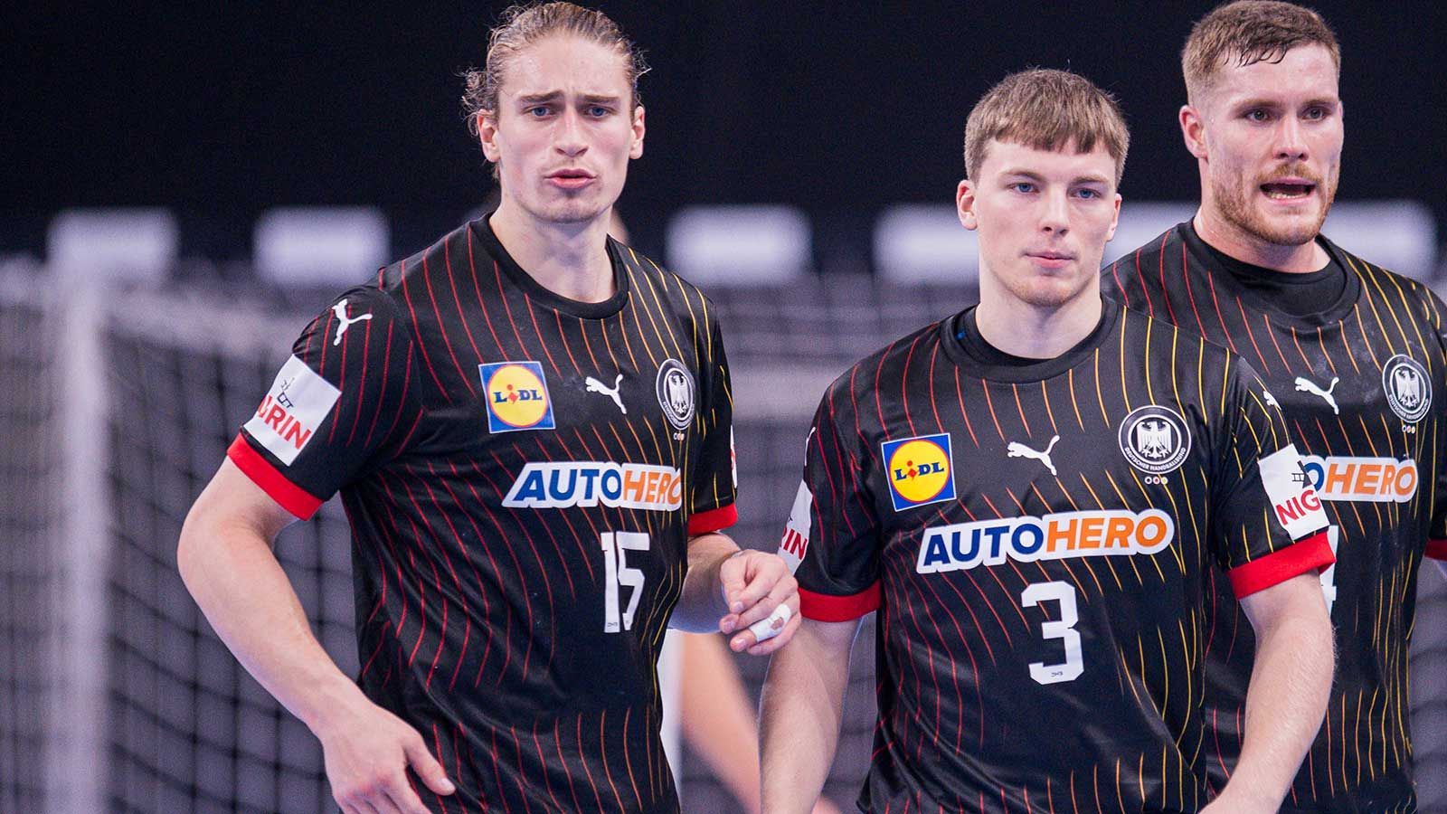 <strong>Lichtlein im Schatten des nächsten deutschen Handball-Superstars</strong> <br>In der DHB-Auswahl ist das anders. Auf Rückraum Mitte wird der angehende Superstar Juri Knorr über das deutsche Turnierschicksal mit seinen Leistungen entscheiden, Lichtlein gab zumindest im zweiten Vorrundenspiel gegen Nordmazedonien&nbsp; endlich sein EM-Debüt.