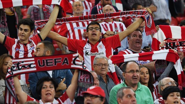 
                <strong>Platz 8 - Athletic Bilbao</strong><br>
                Platz 8: Athletic Bilbao. Die teuerste Jahreskarte kostet 991 Euro, die günstigste Tageskarte 25,11 Euro.
              
