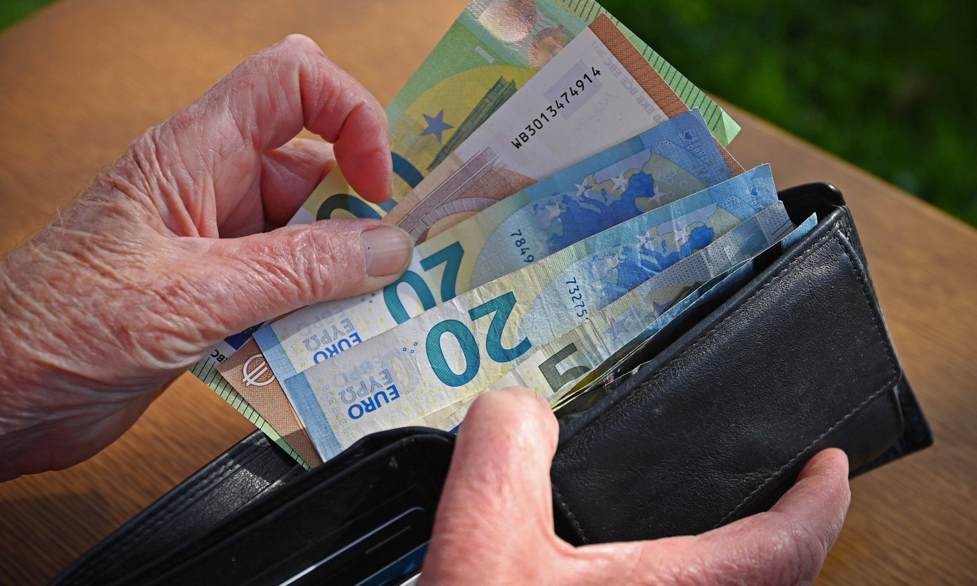 Rente Pflege Gaspreis Der Bundestag Packts An Diese Gesetze Sind Jetzt Beschlossen - jw106uk