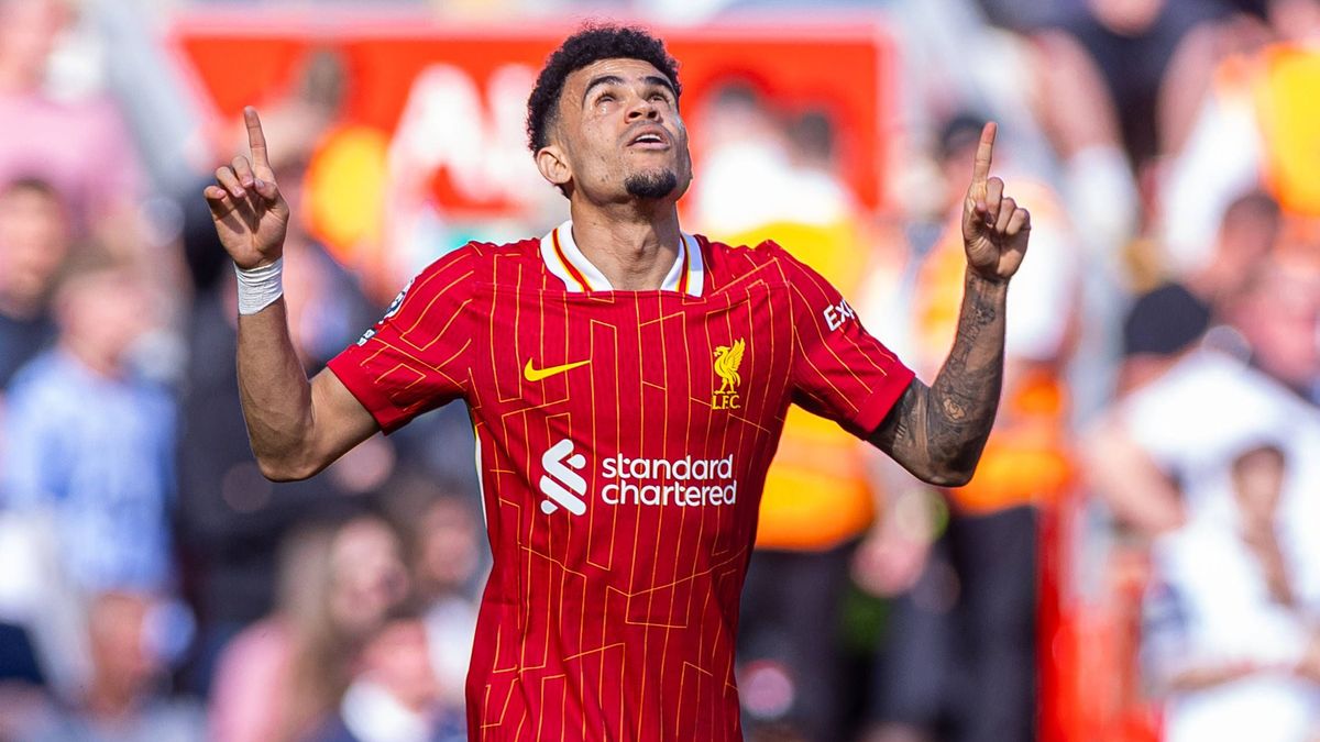Football - FA Premier League - Liverpool FC v Tottenham Hotspur FC LIVERPOOL, ENGLAND - Sunday, April 27, 2025: Liverpool s Luis Diaz celebrates after scoring his first goal, to level the score at ...