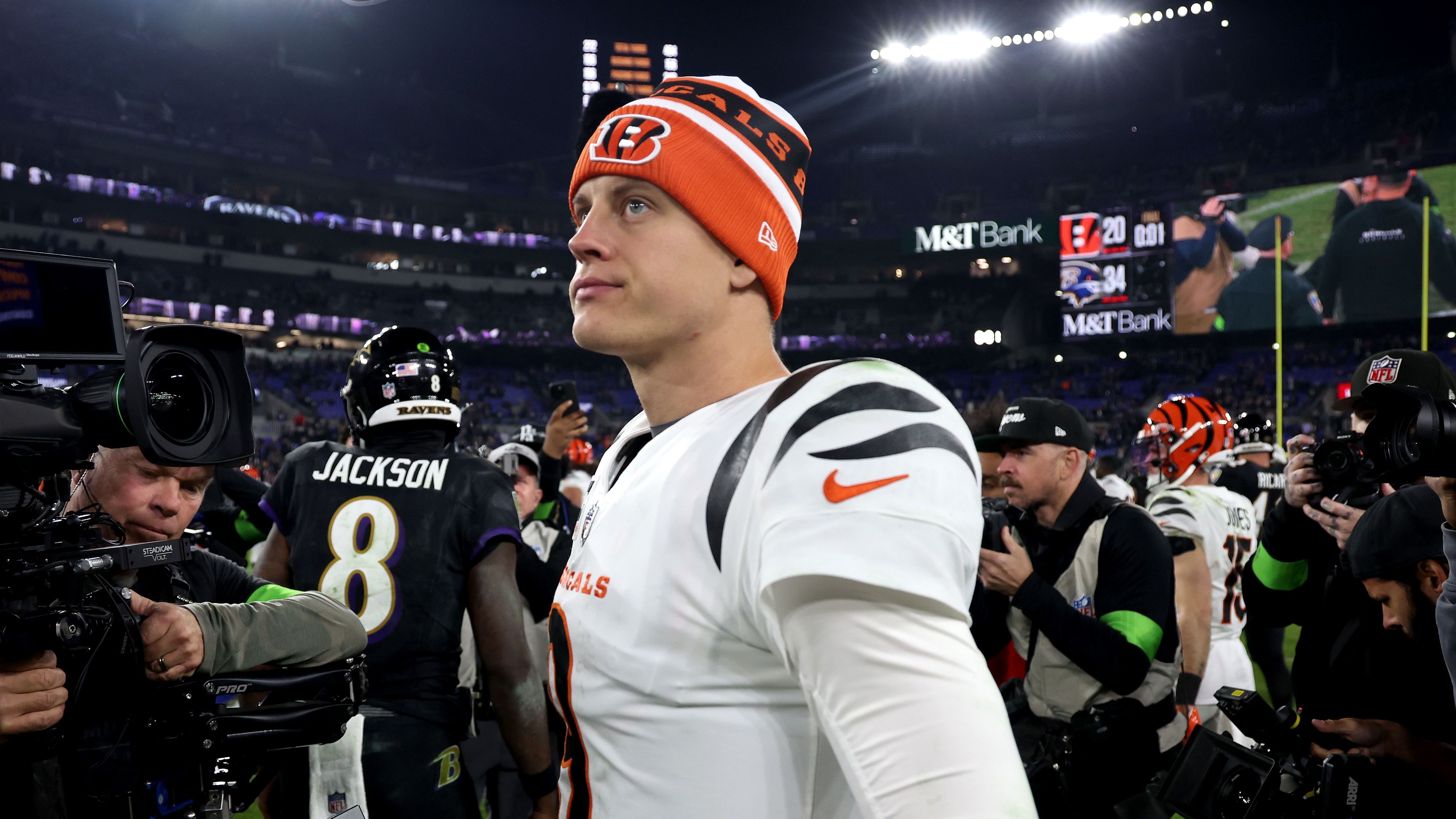 <strong>Joe Burrow (Cincinnati Bengals)</strong><br>Position: Quarterback<br>Award: Comeback Player of the Year<br>Quote: +150