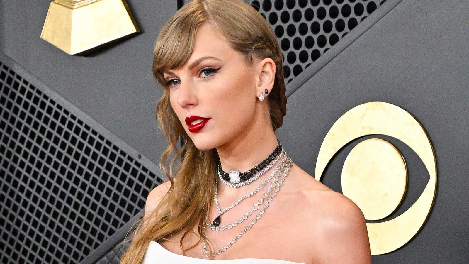 <strong>Erwähnt der Super-Bowl-MVP Taylor Swift?
</strong><br>Apropos Taylor Swift: Sollte sie vom MVP des Super Bowls in dessen Interview nach dem Spiel erwähnt werden, winkt Sportwetten-Fanatikern ein echter Geldsegen. „Ja“ steht bei +750, „Nein“ bei -1600.