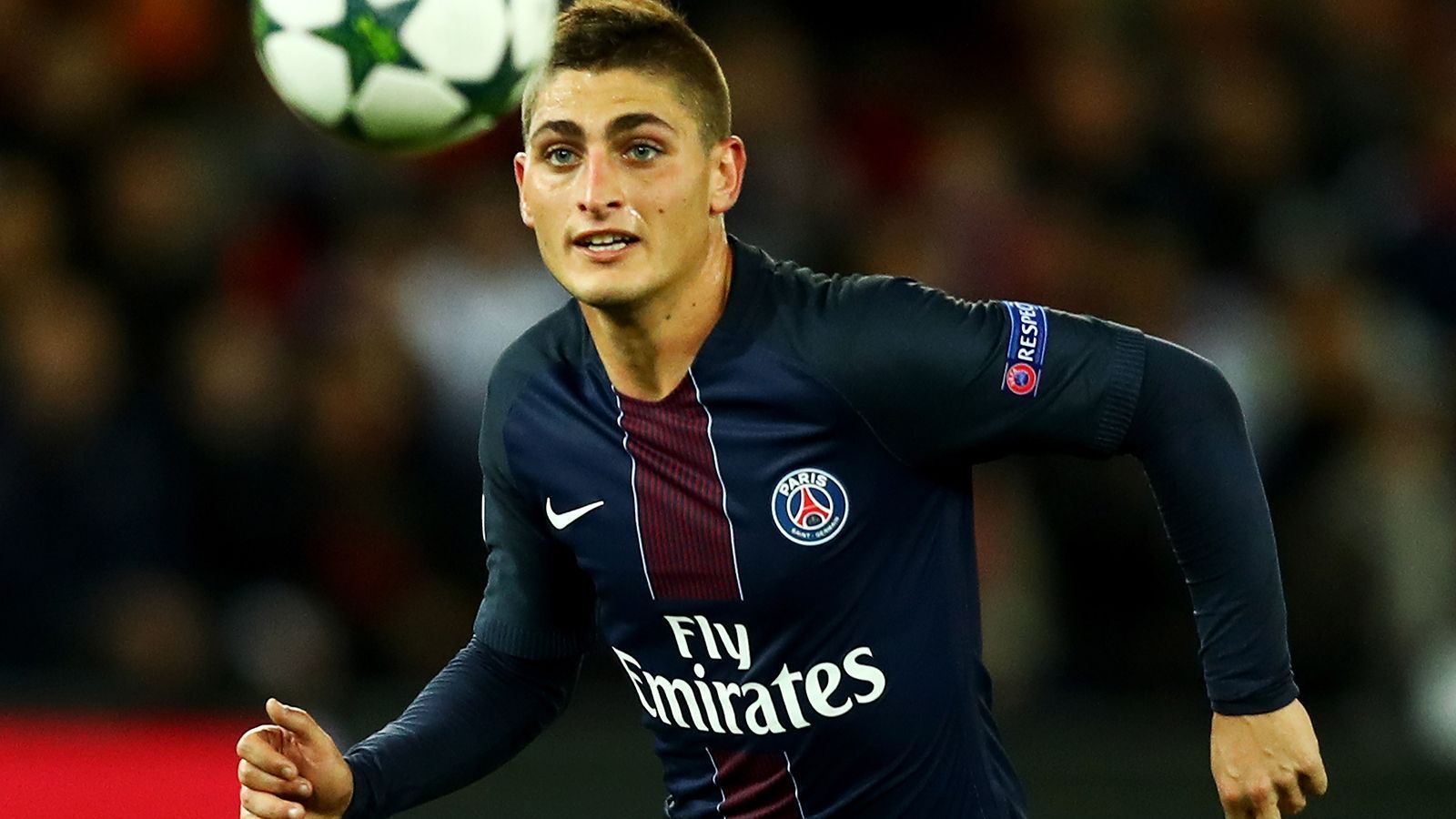 
                <strong>Marco Verratti</strong><br>
                Der Mittelfeldspieler kommt in der Schlussphase, nach überstandener Verletzung war er mit seiner Pressingresistenz ein Hoffnungsträger. Kann dem Spiel aber nicht mehr seinen Stempel aufdrücken. ran-Note: 3,5
              