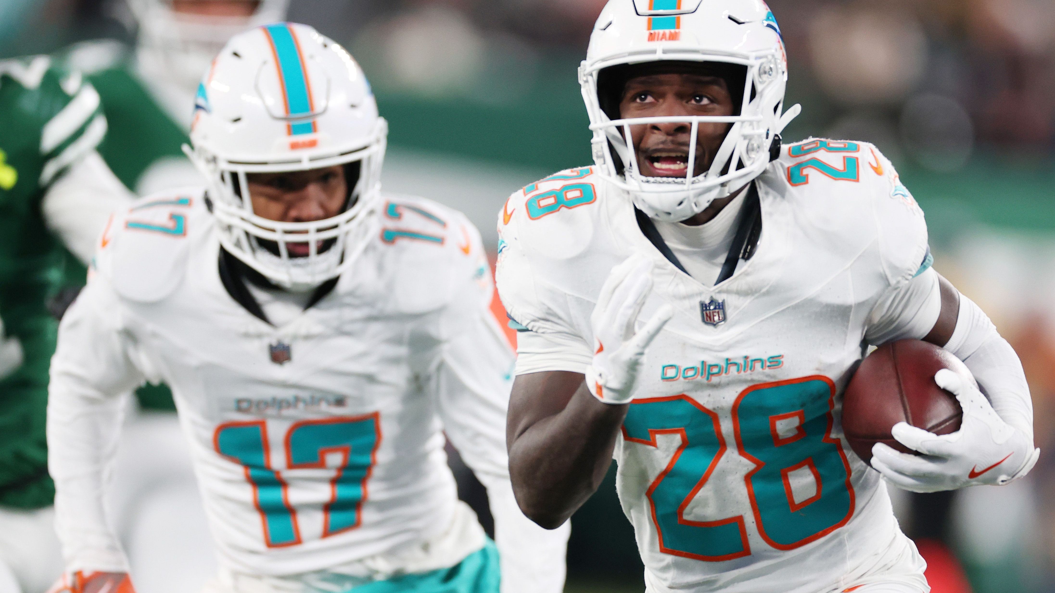 <strong>AFC East - Miami Dolphins</strong><br><strong>Wide Receiver</strong>: Jaylen Waddle, Tyreek Hill, Malik Washington<br><strong>Offensive Line</strong>: Patrick Paul, James Daniels, Aaron Brewer, Jonah Savaiinaea, Austin Jackson<br><strong>Tight End</strong>: Jonnu Smith<br><strong>Quarterback</strong>: Tua Tagovailoa<br><strong>Running Back</strong>: De'Von Achane<br><strong>Fullback</strong>: Alec Ingold