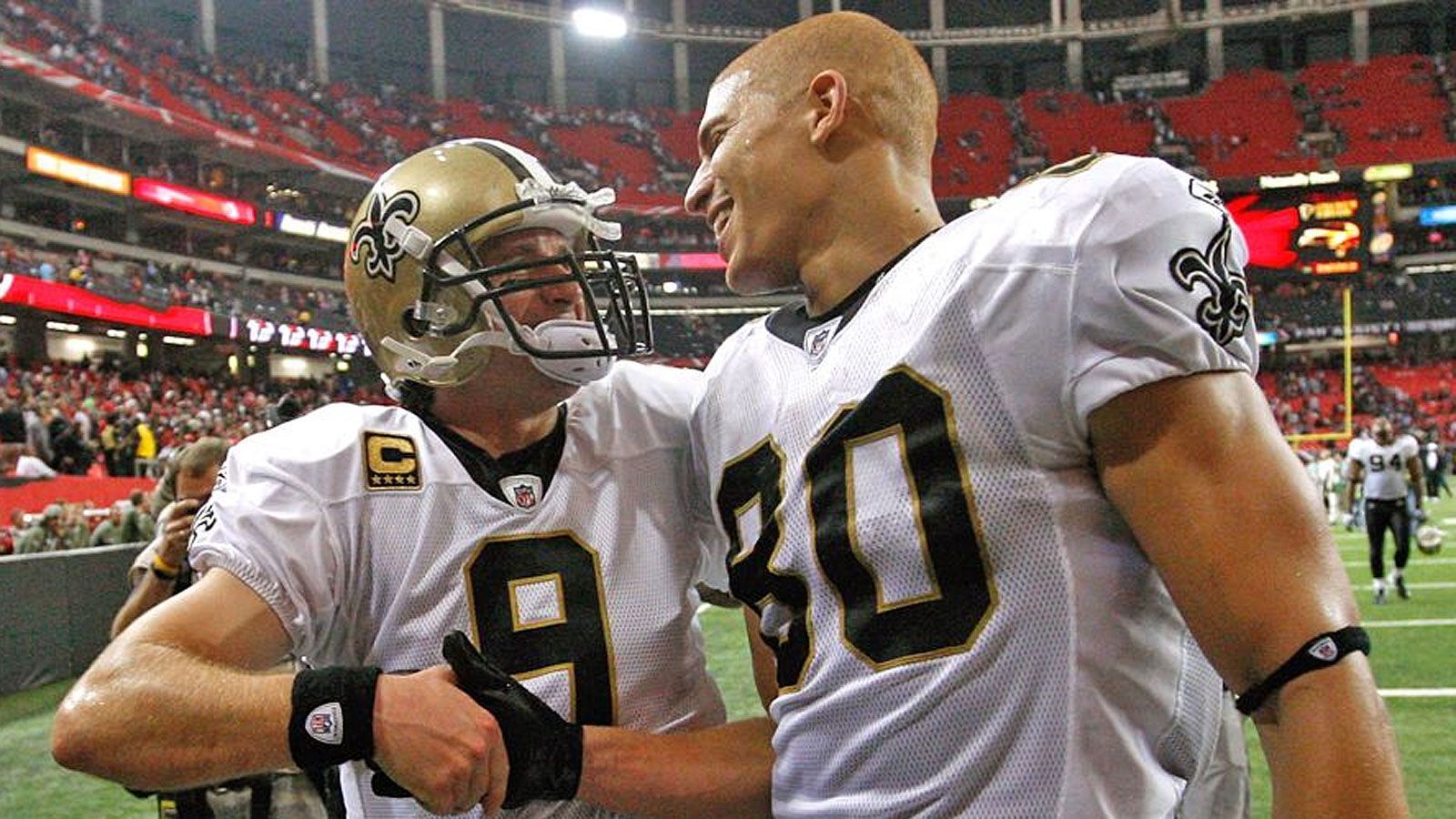 
                <strong>Platz 4: Drew Brees und Jimmy Graham</strong><br>
                &#x2022; 54 Touchdowns<br>&#x2022; New Orleans Saints (2010 bis 2014)<br>
              