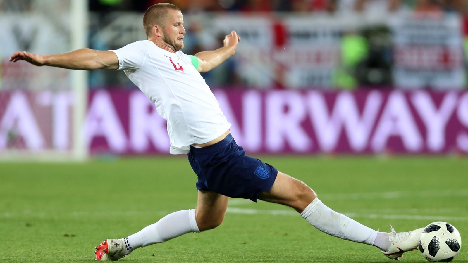 
                <strong>Eric Dier (England)</strong><br>
                Darf ab Minute 97 ran. 30 Sekunden später mit dem ersten Abschluss – abgefälscht. Verleiht dem englischen Spiel wieder etwas mehr Stabilität. ran-Note: 3
              