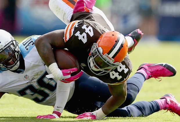 
                <strong>Tennessee Titans - Cleveland Browns 28:29</strong><br>
                Aber die Browns geben nicht auf und legen ein furioses Comeback hin. 26 Punkte in Folge bringen der Truppe aus Ohio den zweiten Saisonsieg.
              