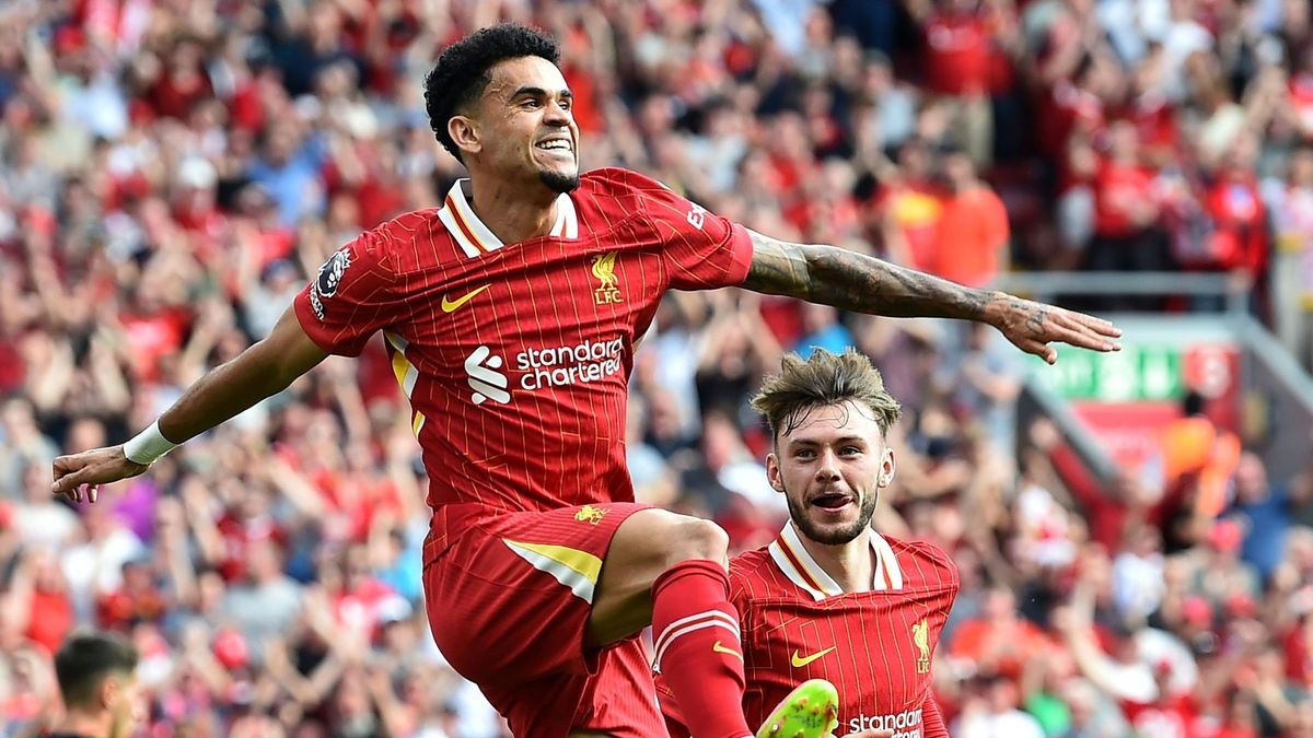 Luis Díaz (l.) jubelt für Liverpool