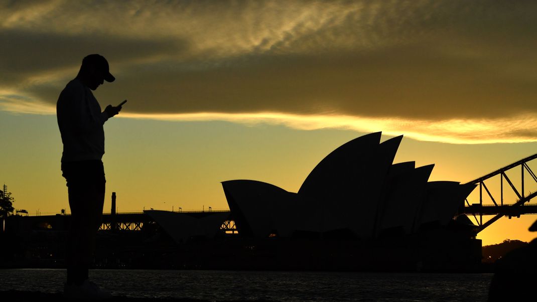 Mehr als zehn Millionen Australier sind von einem Totalausfall eines Mobilfunkanbieters betroffen.