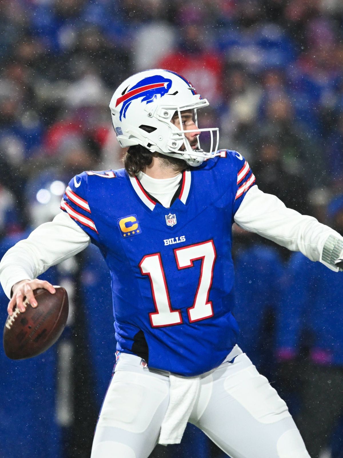 NFL, American Football Herren, USA AFC Divisional Round- Baltimore Ravens at Buffalo Bills Jan 19, 2025; Orchard Park, New York, USA; Buffalo Bills quarterback Josh Allen (17) looks to throw during...