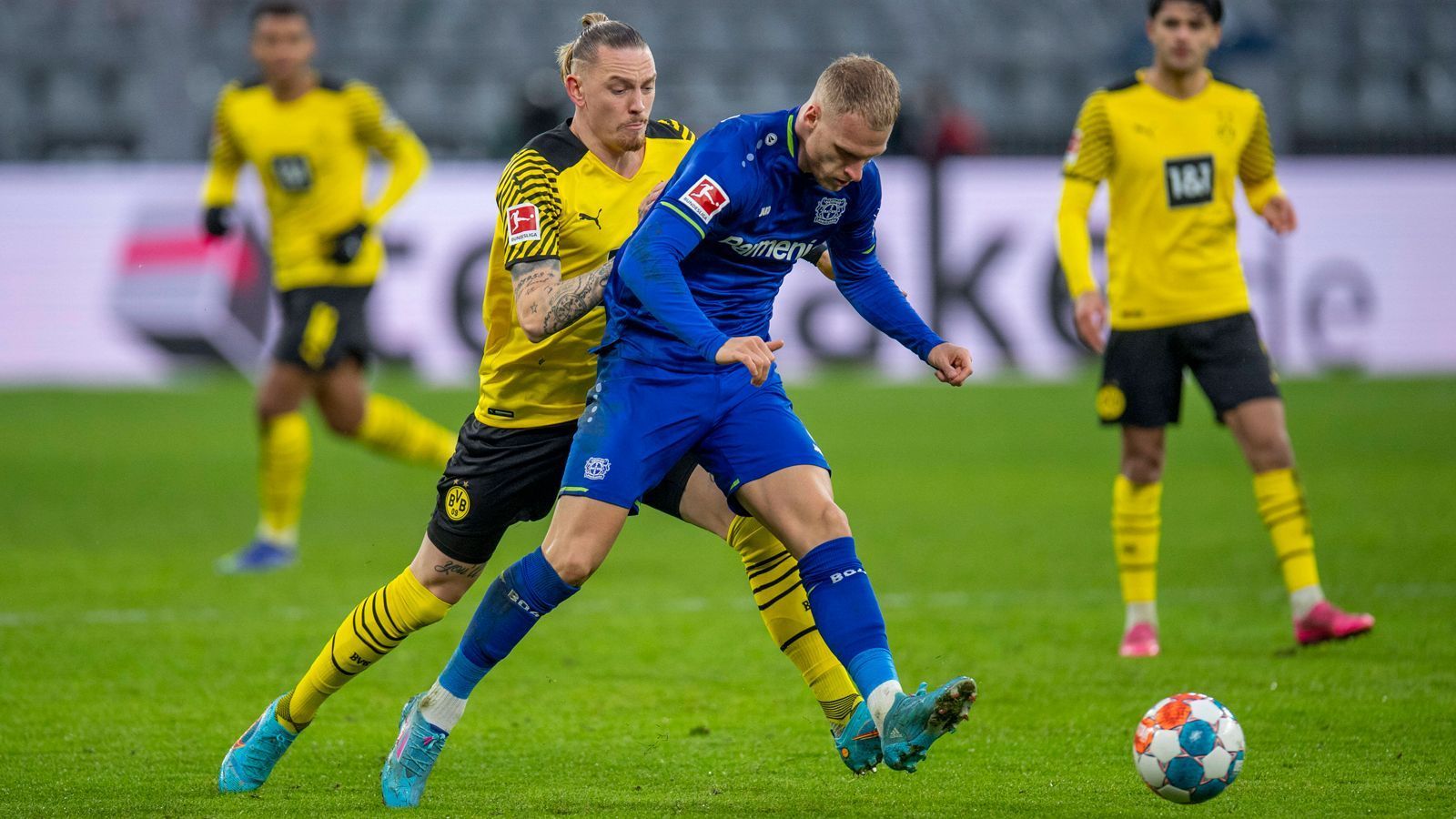 
                <strong>Marius Wolf</strong><br>
                Kommt nach der Pause für Meunier. Überzeugen kann auch er nicht. ran-Note: 4
              