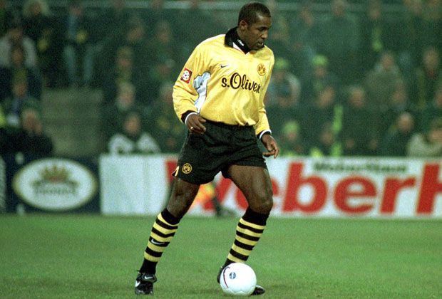 
                <strong>Der kranke Opa</strong><br>
                Familienmitglieder müssen oft für Ausreden herhalten. Dortmund-Spieler Julio Cesar erklärte einst seine späte Rückkehr aus dem Winterurlaub mit einer Krankheit seines Großvaters. Seltsame Krankheit, denn der Opa war seit Jahren tot.
              