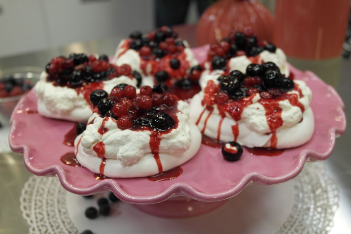 Mini Pavlovas: Das Rezept aus Enie backt 