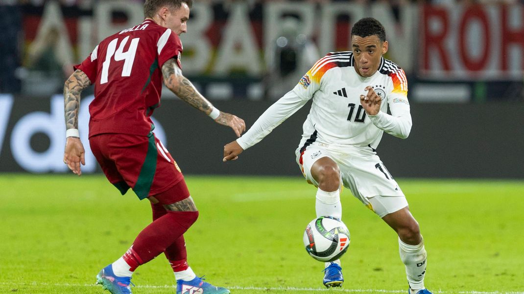 UEFA Nations League Deutschland gegen Ungarn: Bendeguz Bolla (l.) im Zweikampf mit Jamal Musiala (r.).