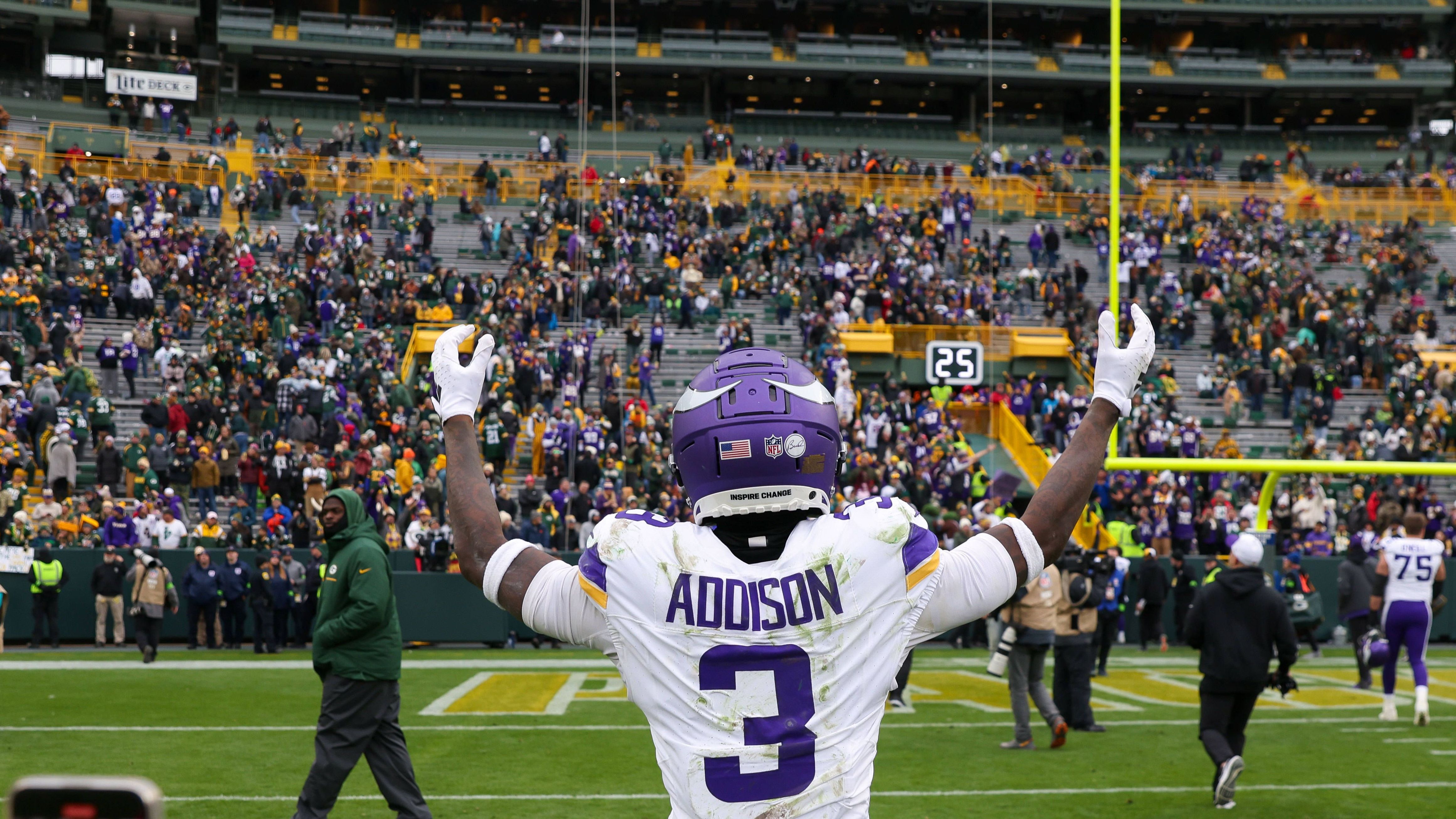 <strong>Verlierer: Minnesota Vikings<br></strong>Es kommt höchst selten vor, dass wir eine ganze Franchise zu den Verlierern zählen müssen. Aber im Falle der Minnesota Vikings passt es leider. Dabei hatte die Saison der Vikings eigentlich jetzt erst richtig begonnen. Nach überzeugenden Siegen gegen die 49ers und Green Bay Packers stehen sie nun auf einem Playoff-Platz in der NFC.