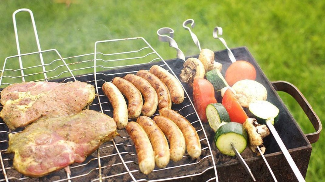 Egal, ob Fleisch oder Gemüse – selbstgemachte Grillsaucen machen jedes Gericht zum Highlight.