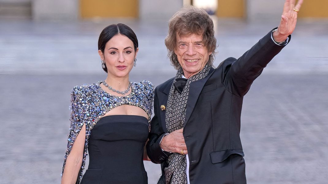 Mick Jagger und Melanie Hamrick kamen zu dem Staatsbankett im Schloss Versailles zu Ehren des britischen Königs Charles III.